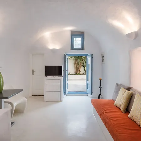 Ananda Vintage Holiday home Oia (Santorini)