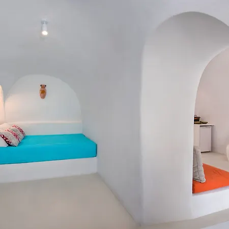 Ananda Vintage * Oia (Santorini)